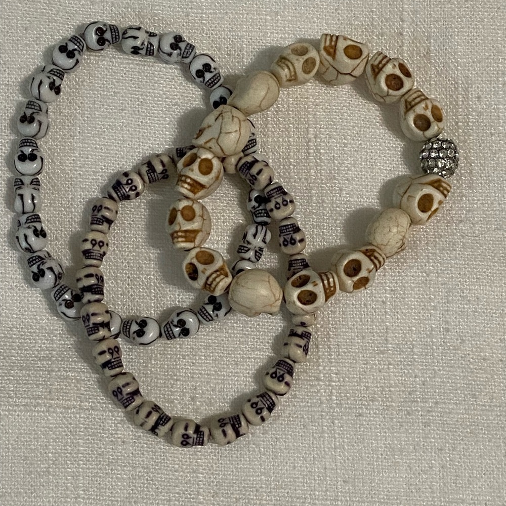 Bundle Bracelet and cuffs Womens costume jewelry 5pc